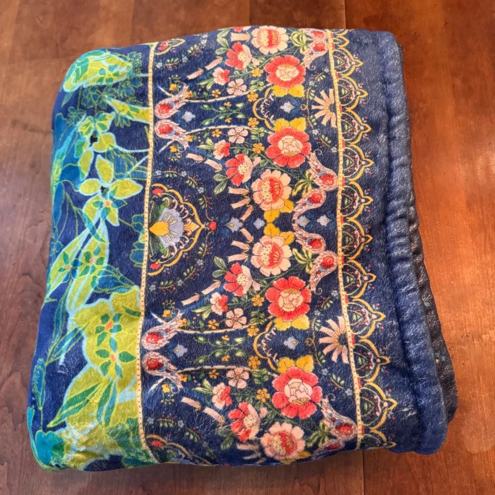 Johnny Was Throw Blanket Unisex OS Blue Floral Reversible Plush Boho Botanical